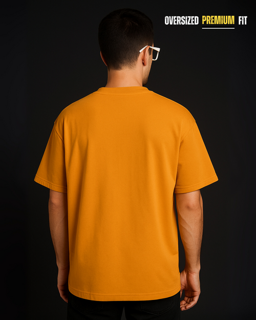 Alien Peekaboo Pocket - Oversized T-Shirt