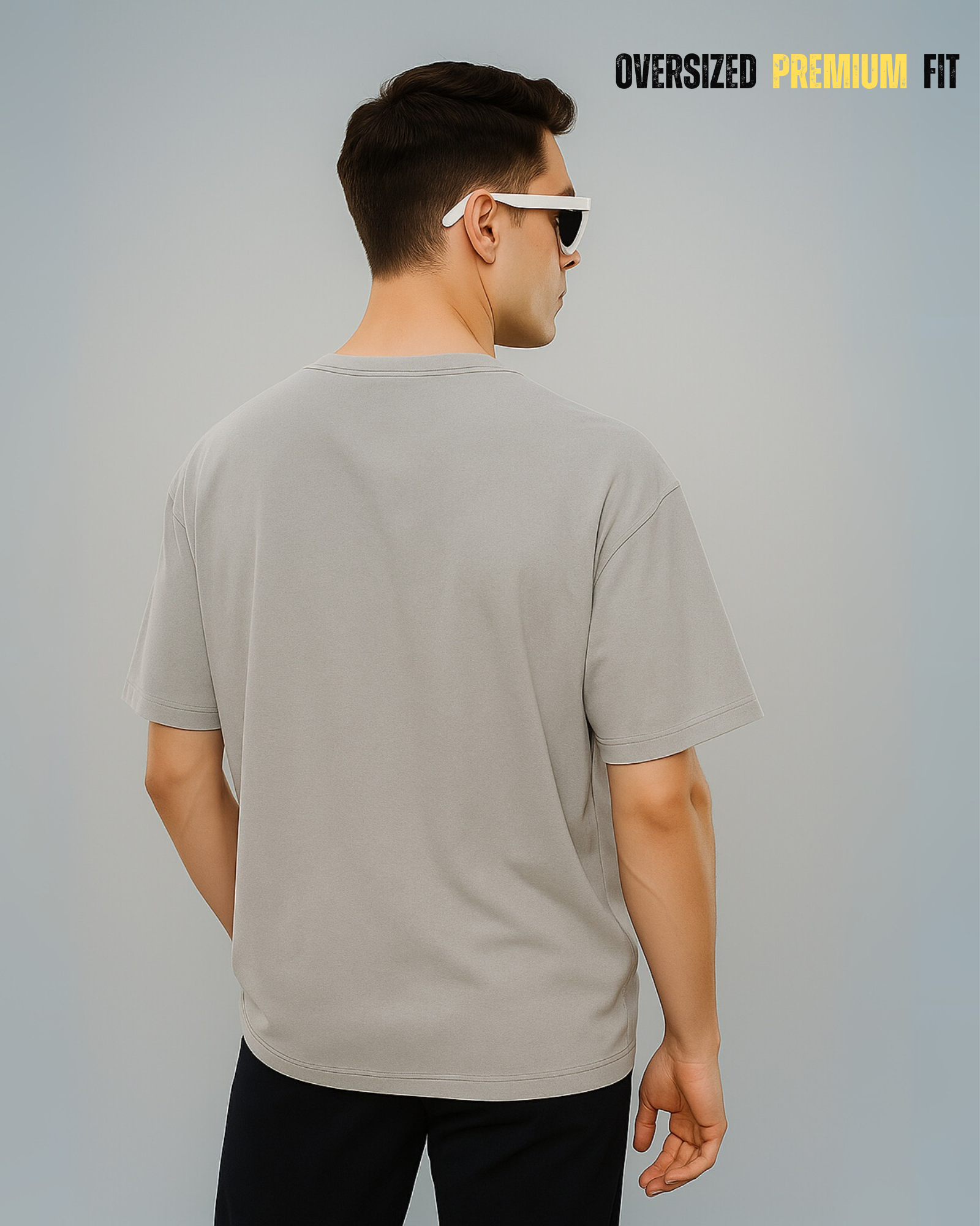 Ghost Peekaboo Pocket - Oversized T-Shirt
