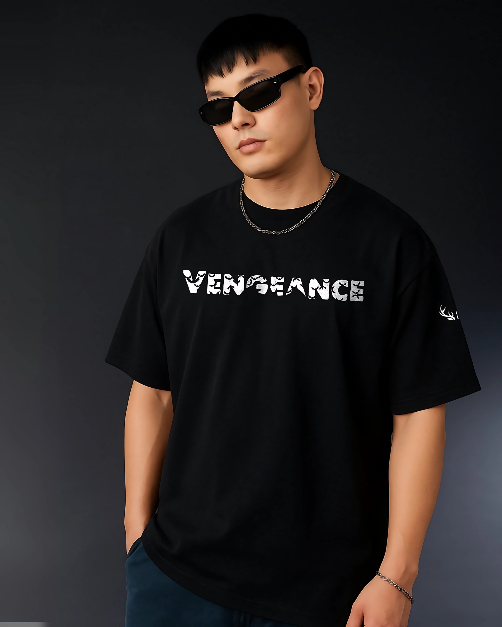 VENGEANCE BLACK OVERSIZED TSHIRT