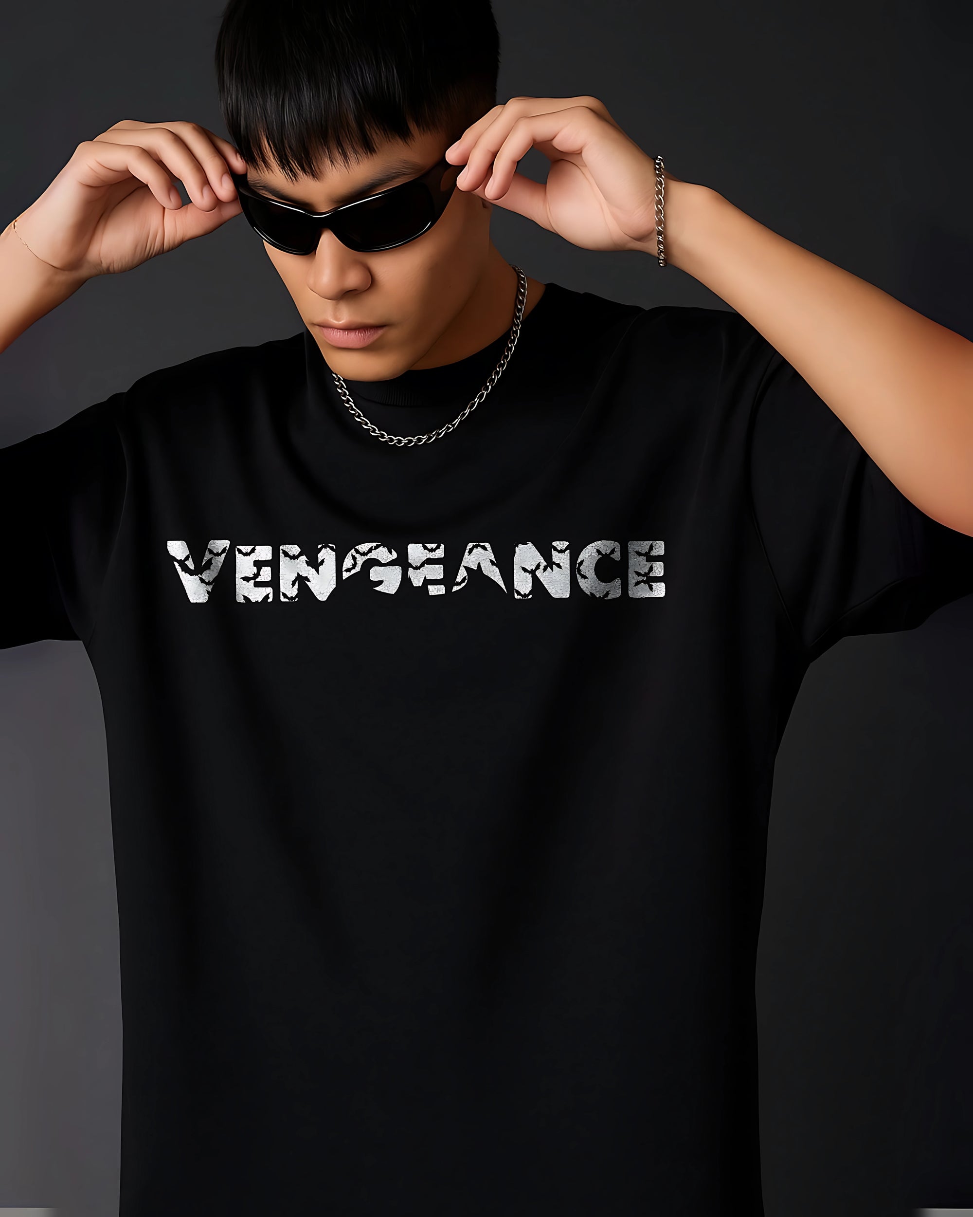 VENGEANCE BLACK OVERSIZED TSHIRT